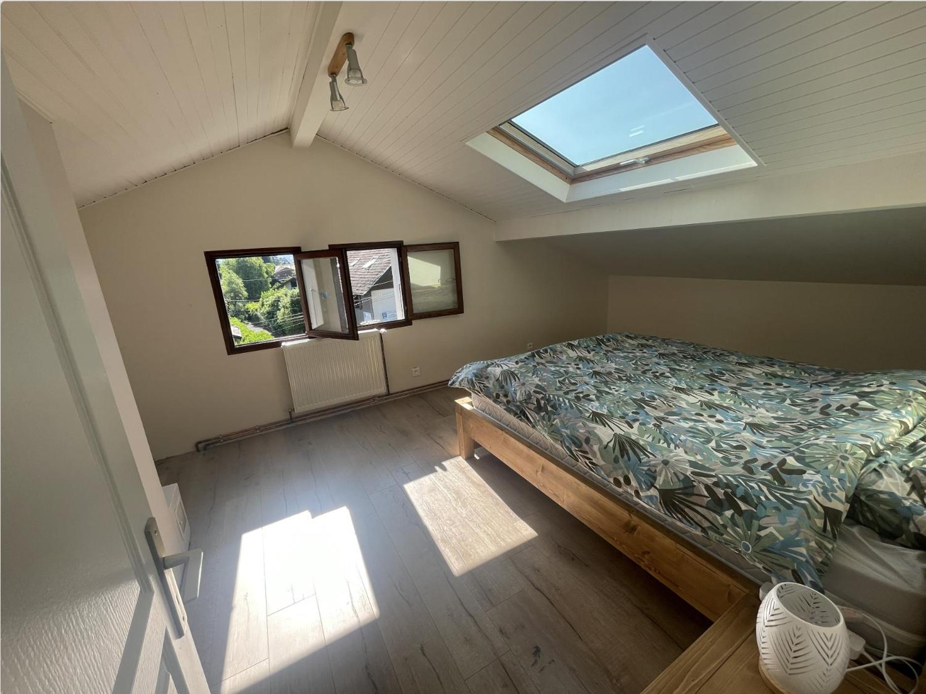 Cosy Chalet Annecy Lake For A Family Sévrier Екстериор снимка